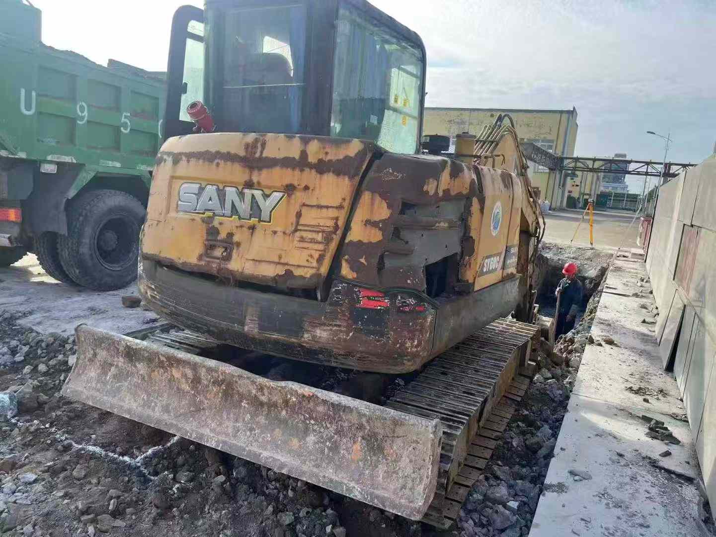 Used Sany SY60 Excavator 2020 Model / 2
