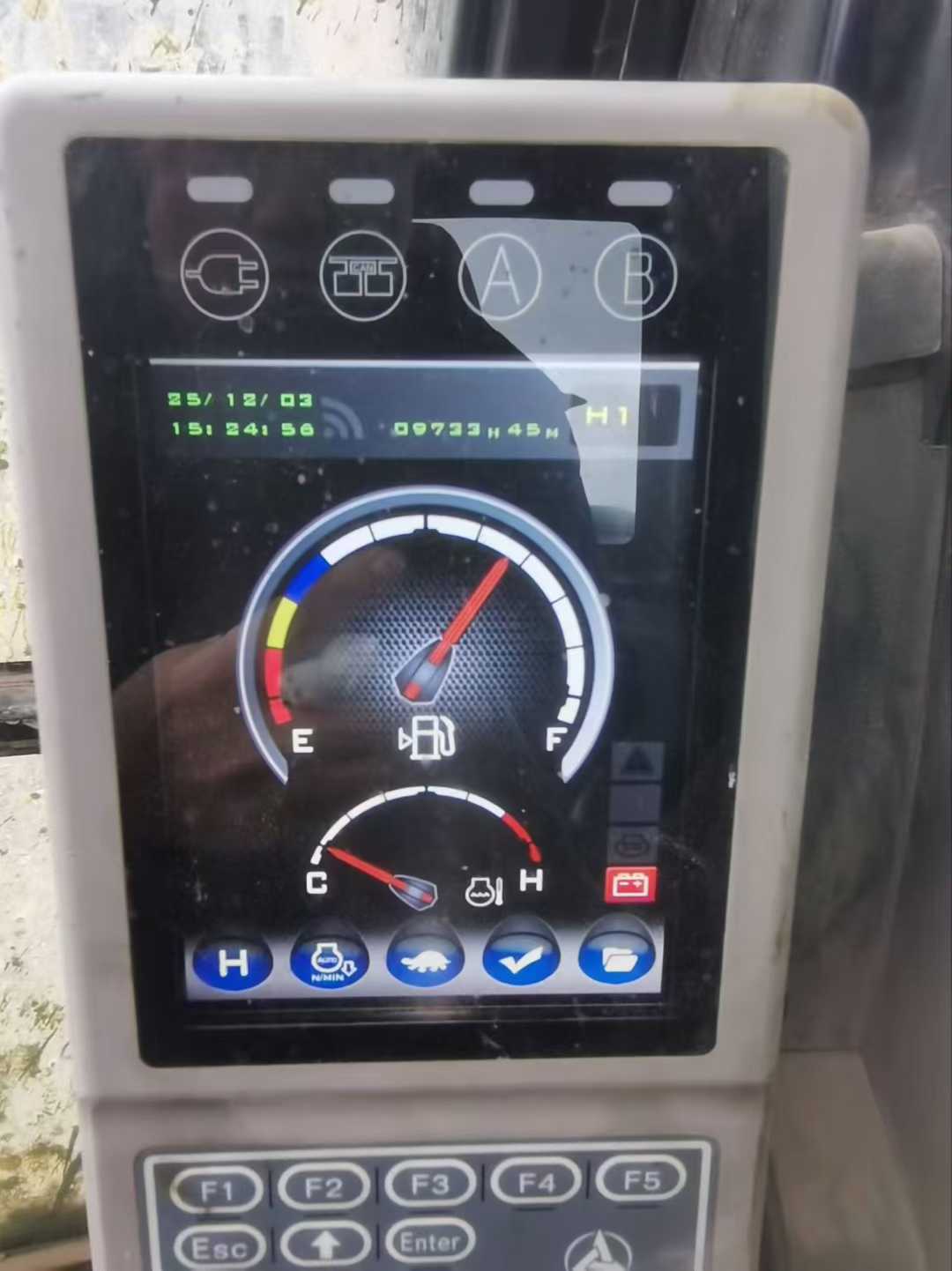 Used Sany SY55 Excavator 2019 Model / 3