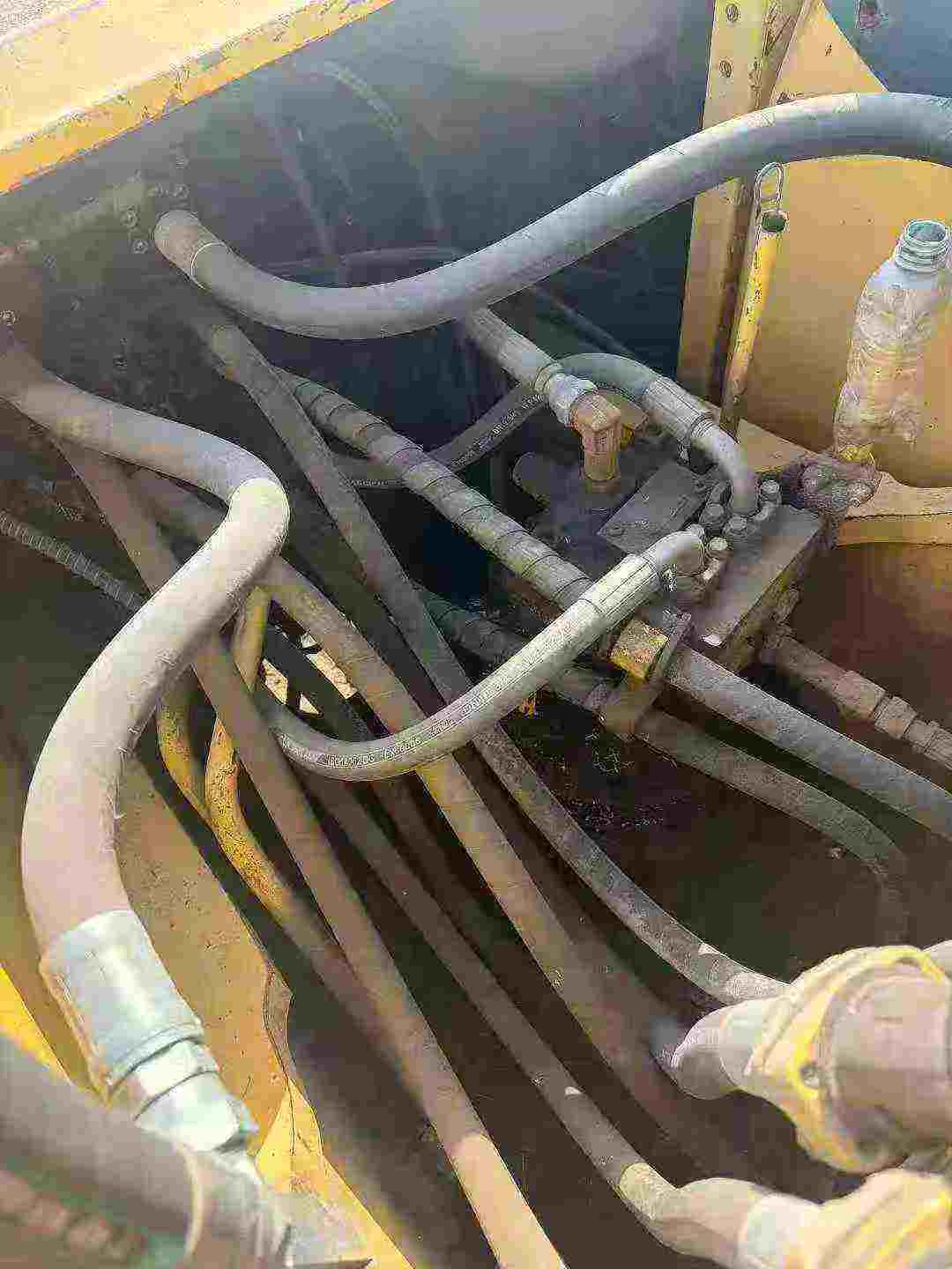 Used Komatsu PW200-7 Excavator 2016 Model / 8