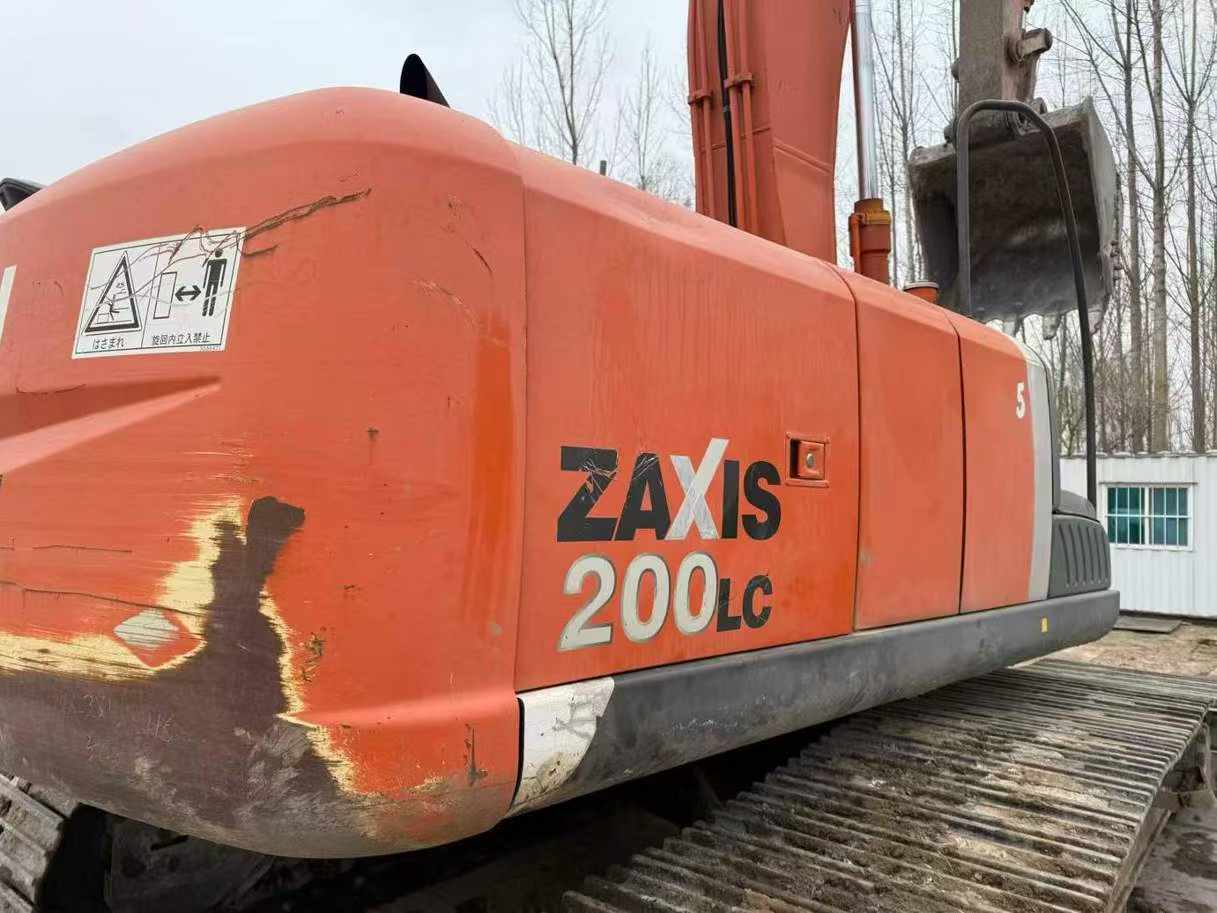 Used Hitachi ZAXIS200 Excavator 2017 Model / 9