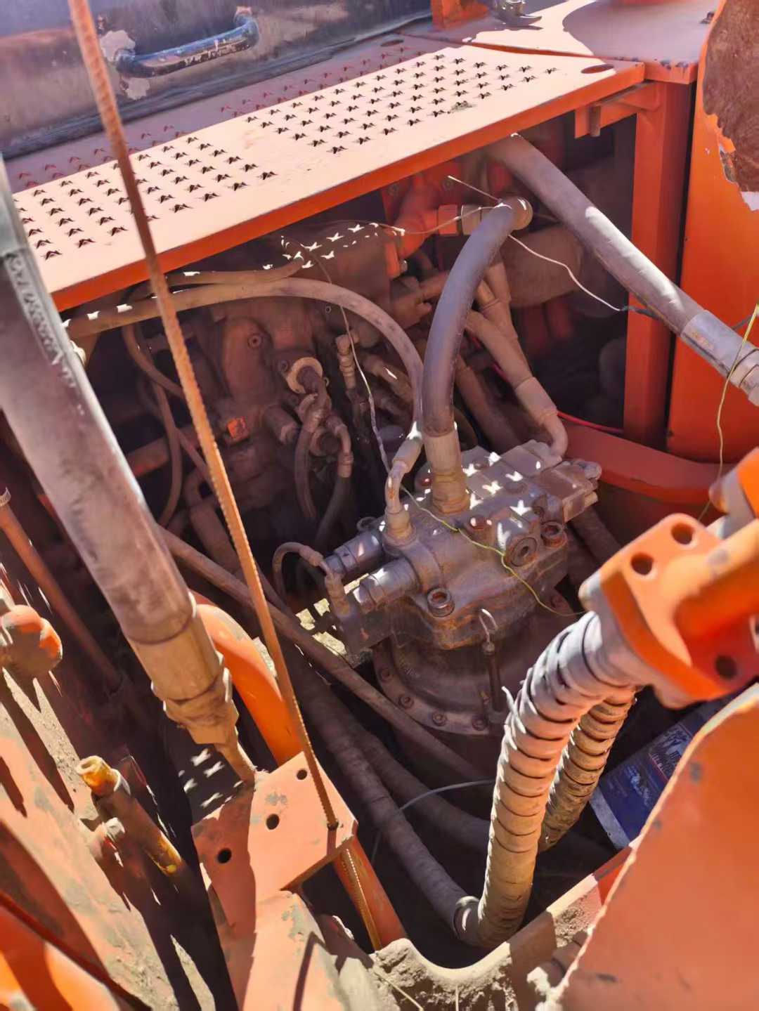 Used Doosan DX15 Excavator 2011 Model / 9