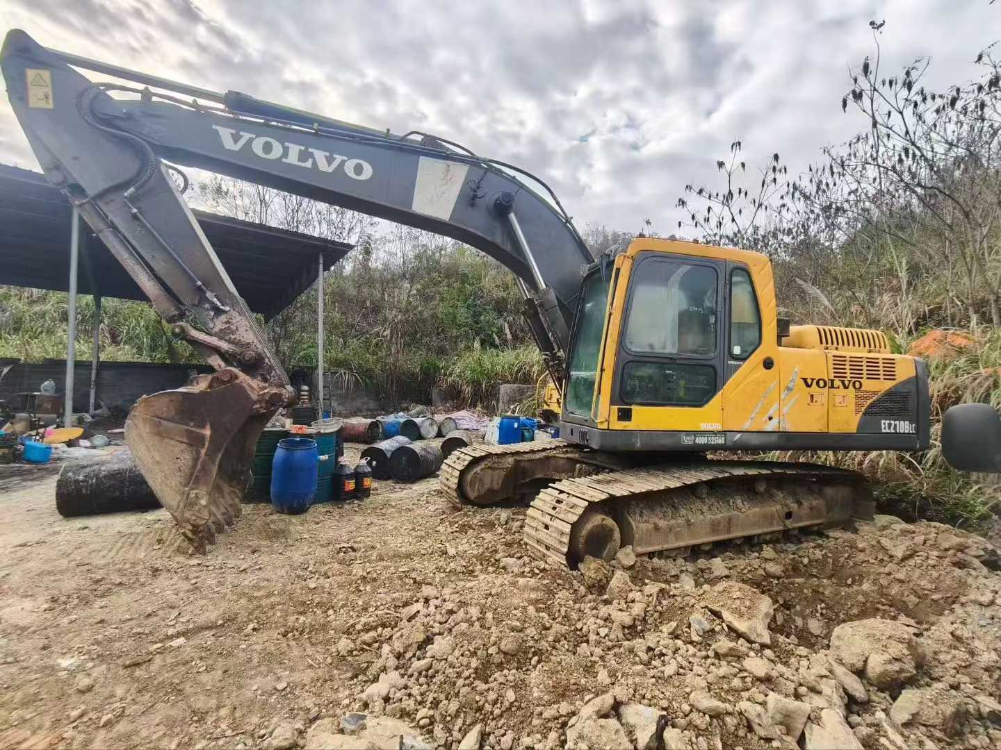 Used Volvo EW210C Excavator 2013 Model