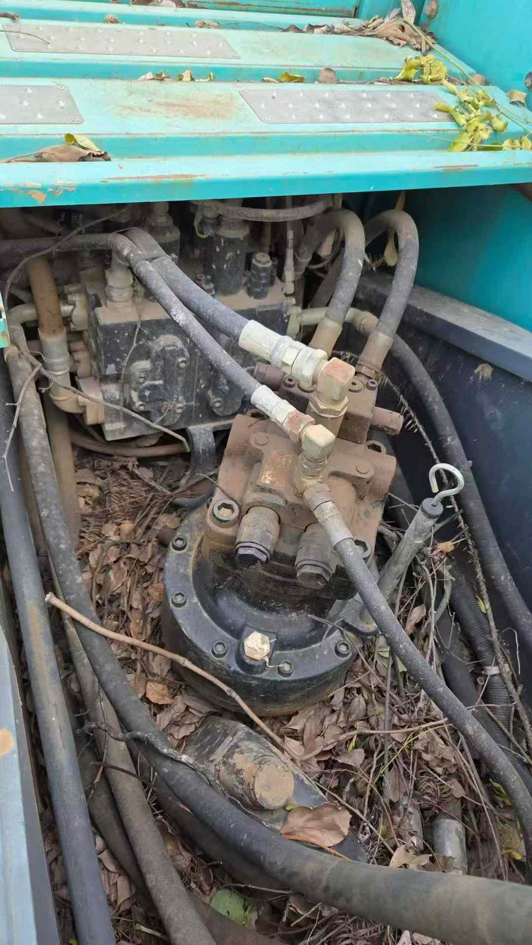 Used Kobelco SK210 Excavator 2016 Model / 3