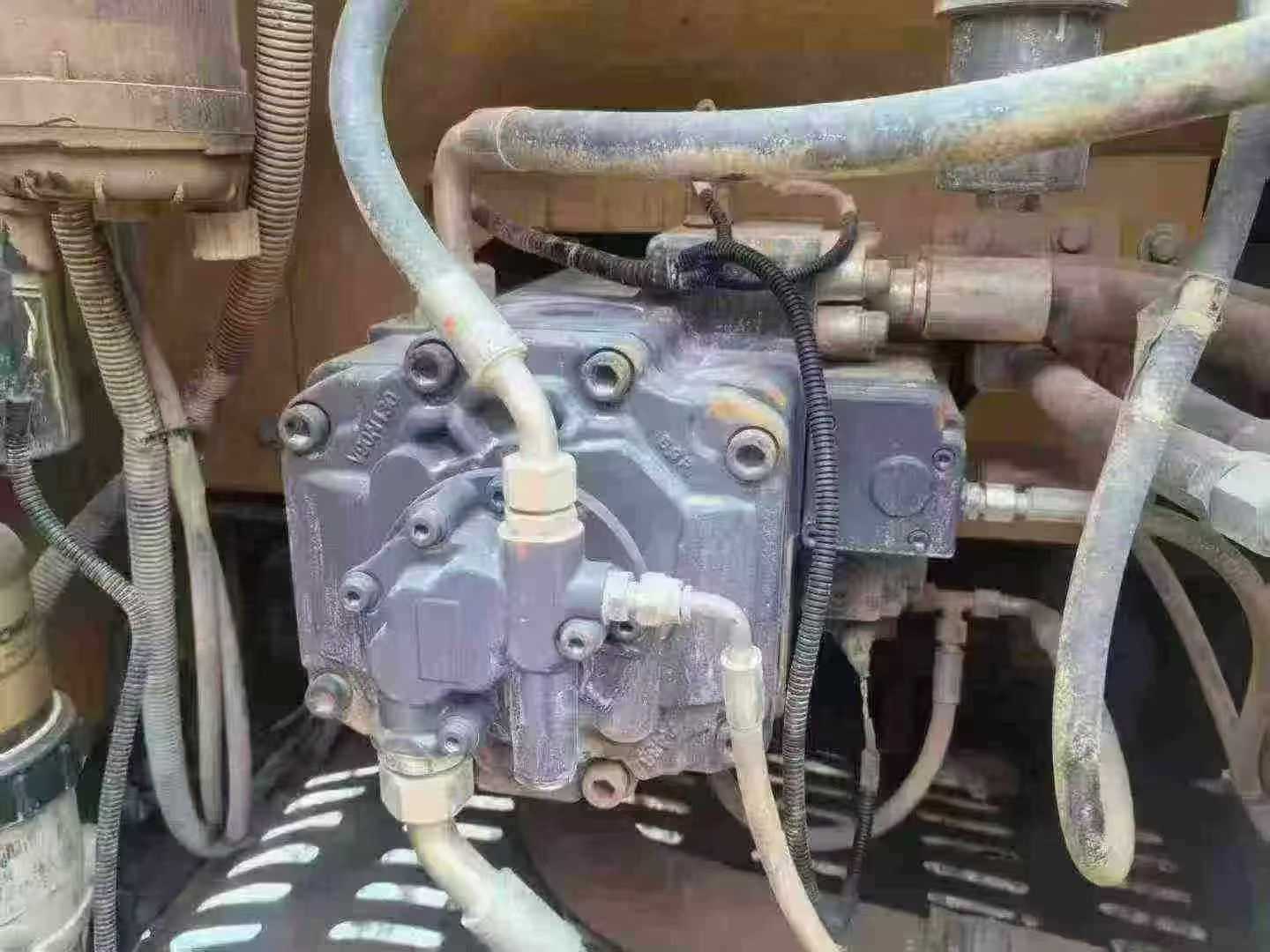 Used XCMG LW200 Excavator 2022 Model / 6