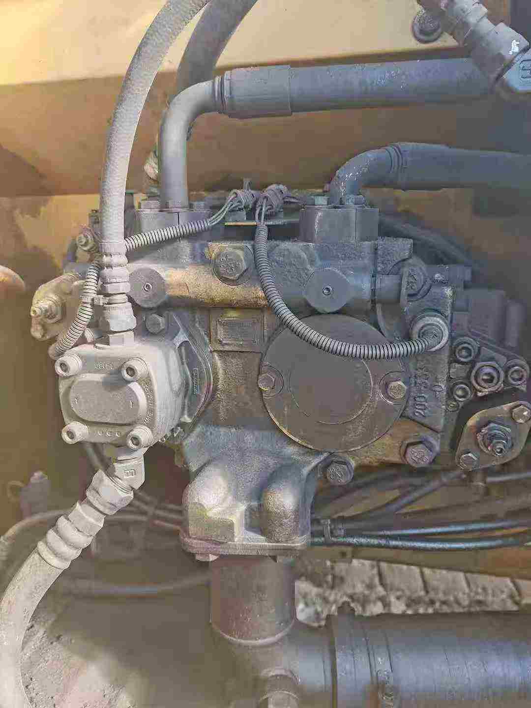 Used Caterpillar 320D Excavator 2016 Model / 5