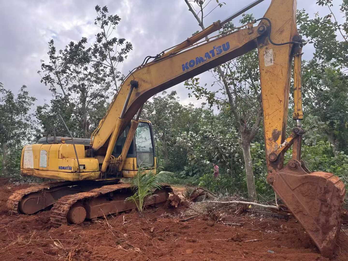 Used Komatsu PC200-8 Excavator 2016 Model