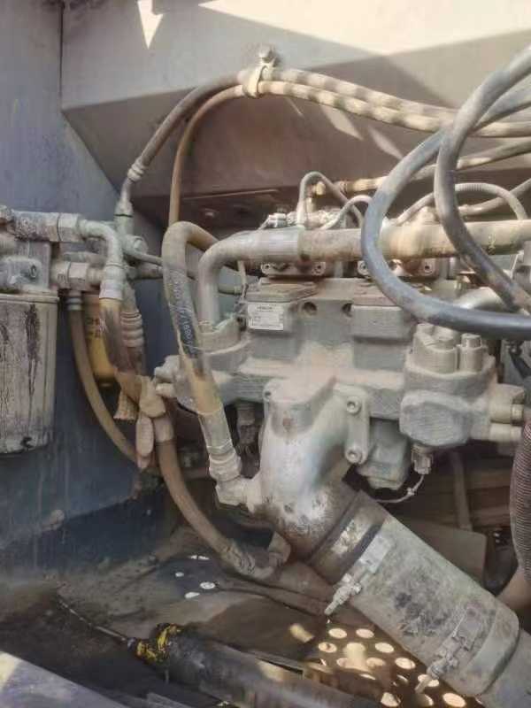 Used Hitachi ZAXIS200 Excavator 2016 Model / 4