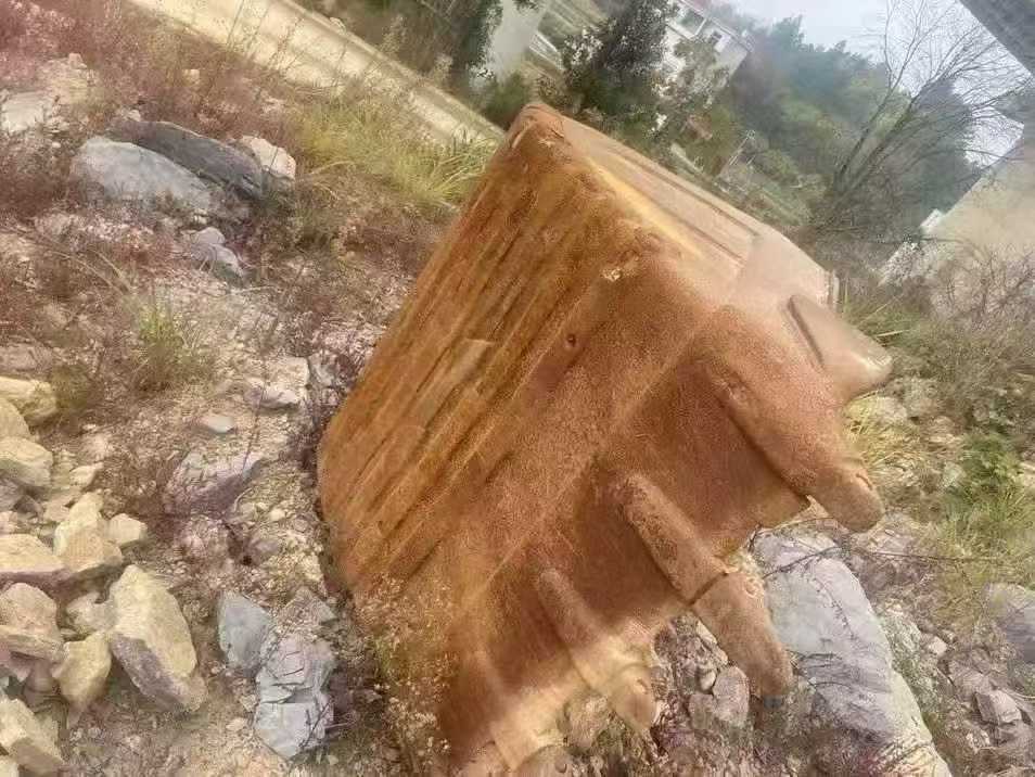 Used Komatsu PC200-6 Excavator 2016 Model / 7