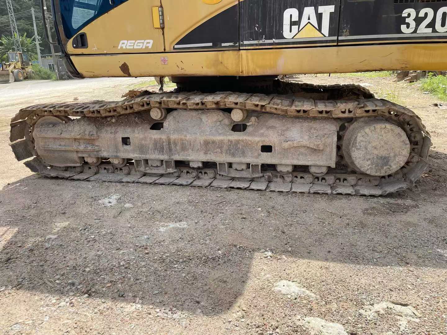 Used Caterpillar 320C Excavator 2016 Model / 3