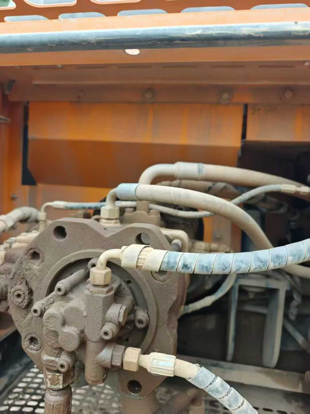 Used Sany SY85 Excavator 2013 Model / 3