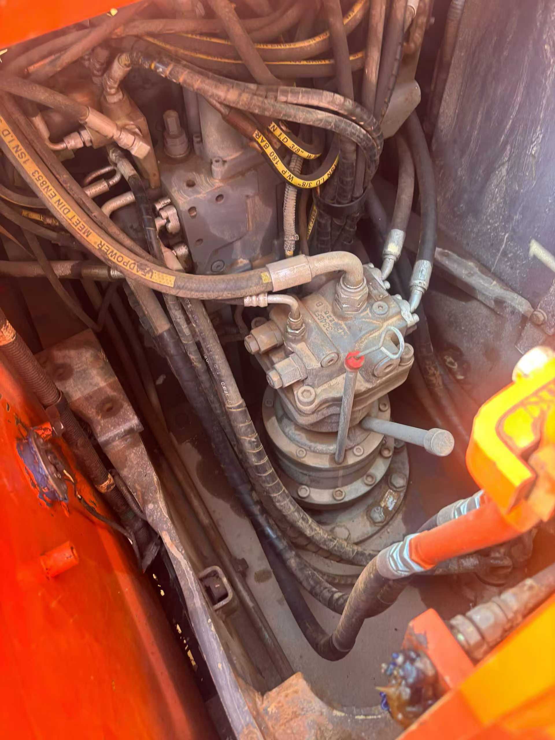 Used Hitachi ZX130-5A Excavator 2019 Model / 4