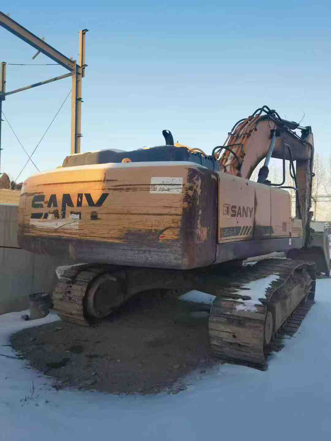 Used Sany SY85 Excavator 2012 Model / 3