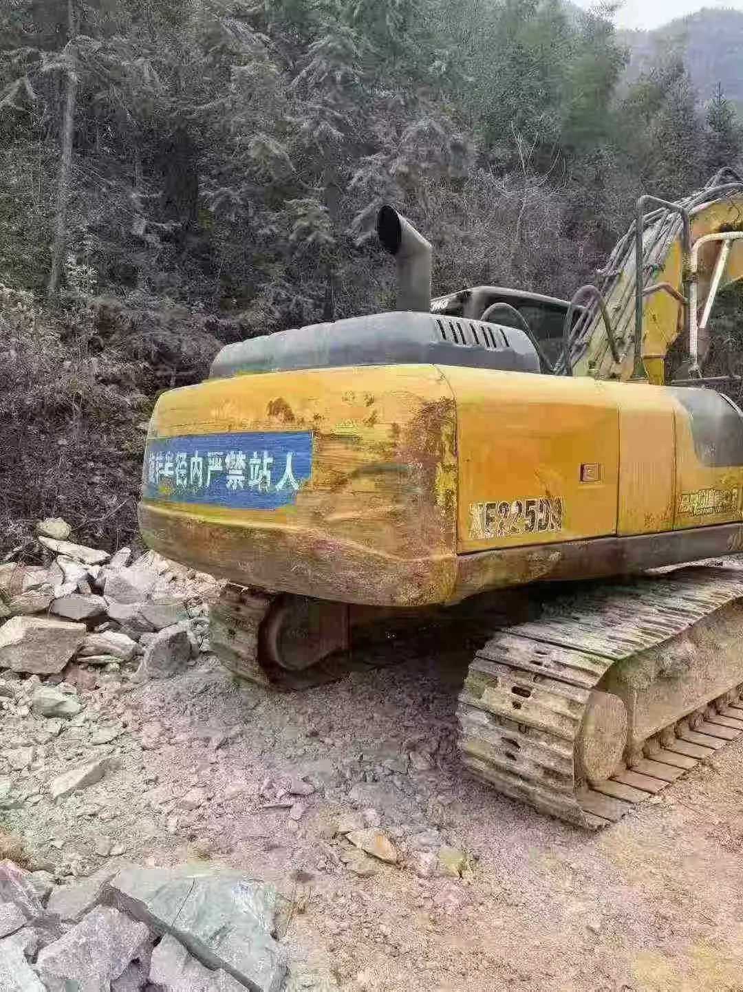 Used XCMG LW200 Excavator 2022 Model / 2