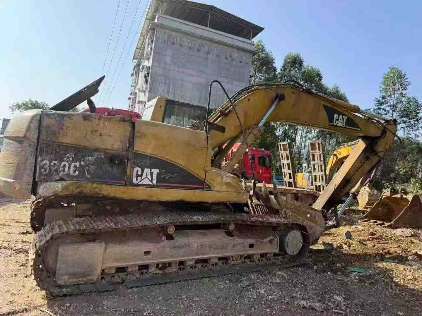 Used Caterpillar CT20 Excavator 2016 Model / 7