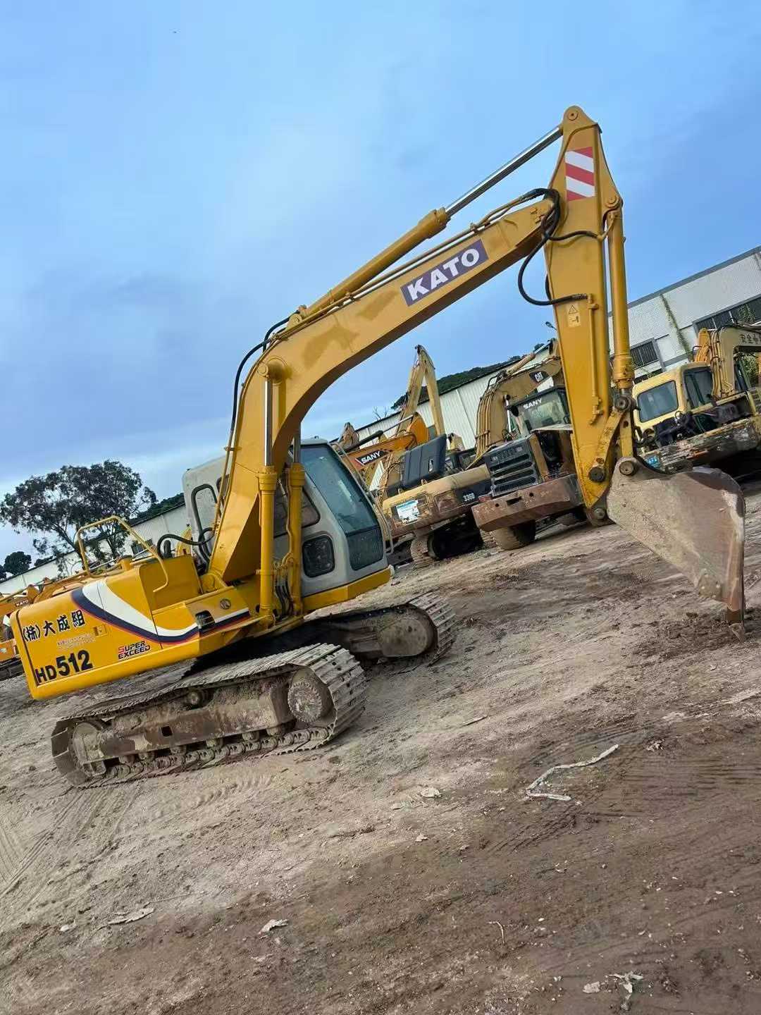 Used Kato HD510 Excavator 2016 Model
