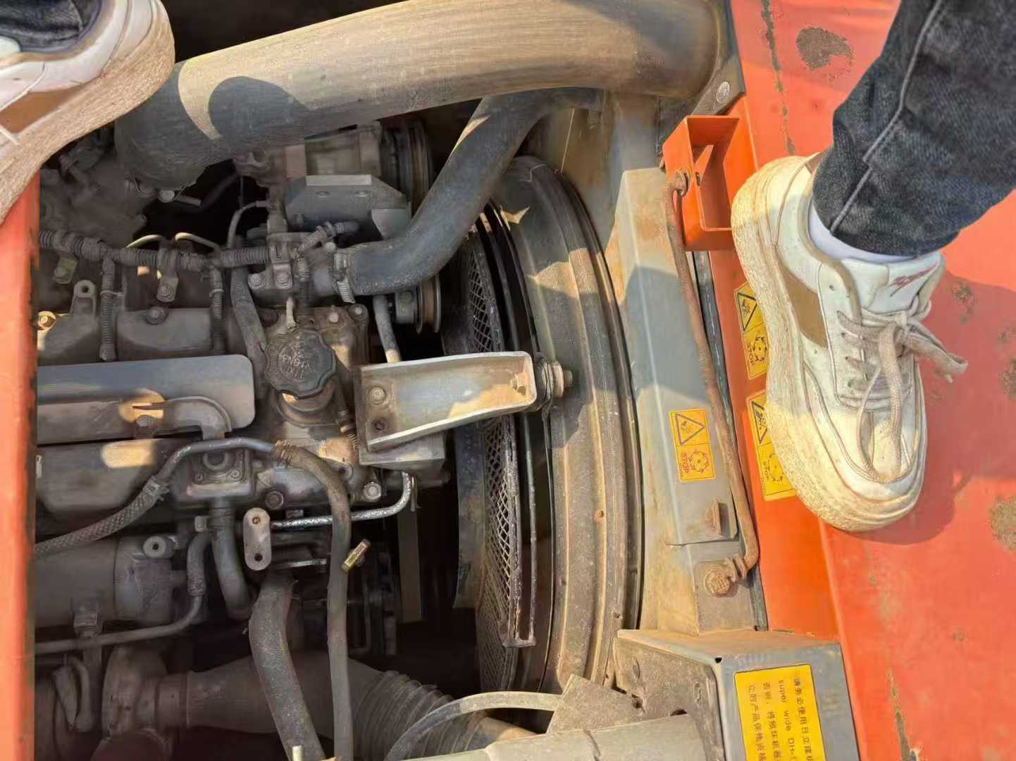 Used Hitachi ZX130-5A Excavator 2019 Model / 9