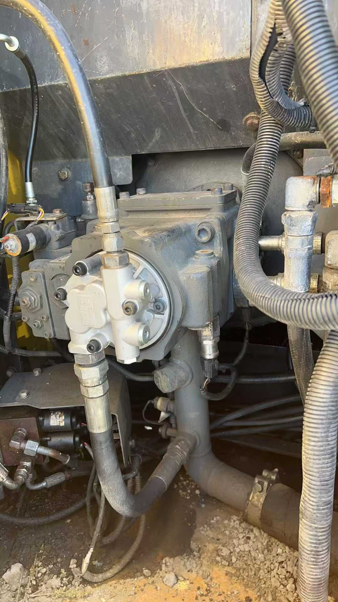 Used Sumitomo SH120 Excavator 2022 Model / 2