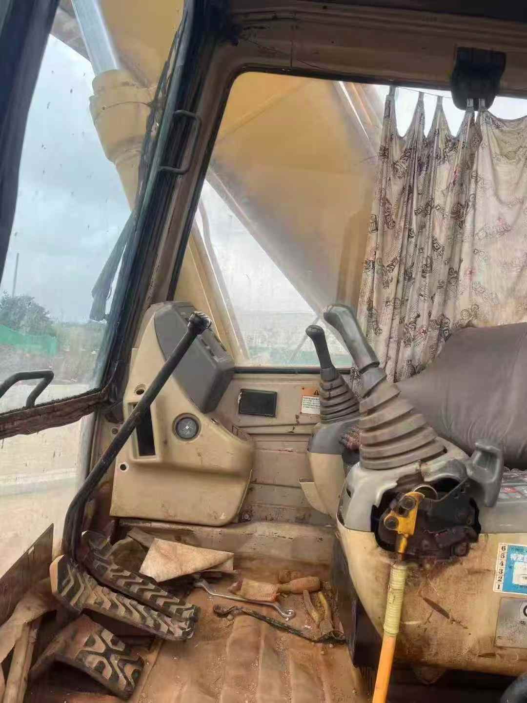 Used Caterpillar CT20 Excavator 2016 Model / 3