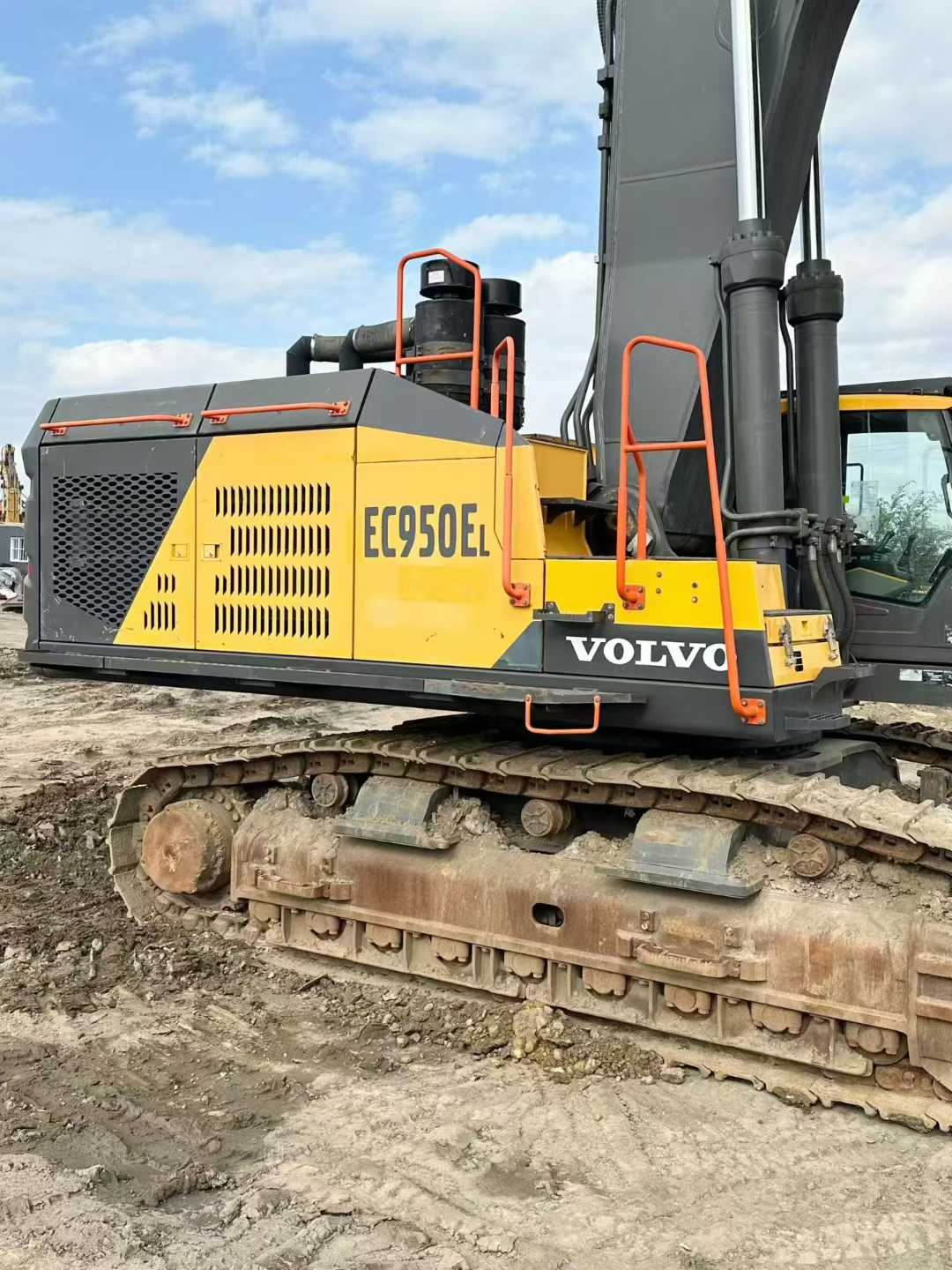 Used Volvo EW50 Excavator 2016 Model / 4