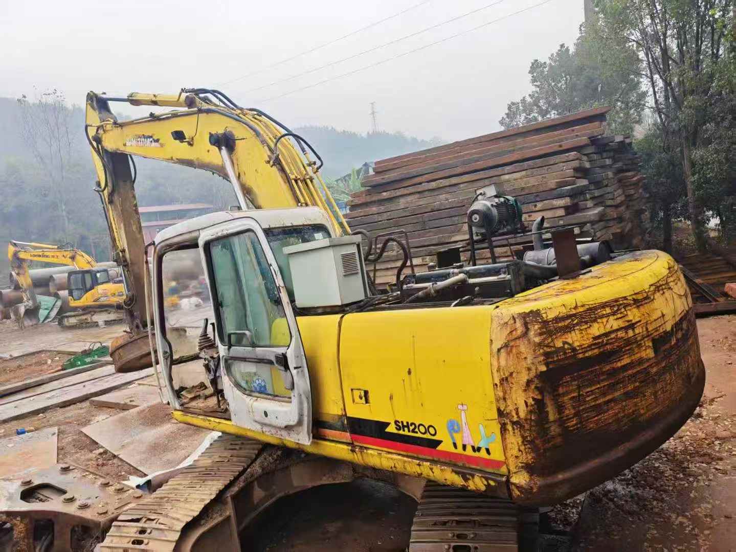 Used Sumitomo SH200 Excavator 2016 Model / 3