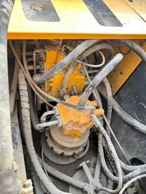 Buy Hyundai R215VSN Used Excavator / 4 Used Hyundai R215VSN Excavator 2020 Model / 4