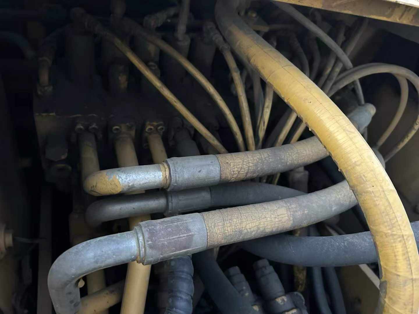 Used Caterpillar 320D Excavator 2010 Model / 6