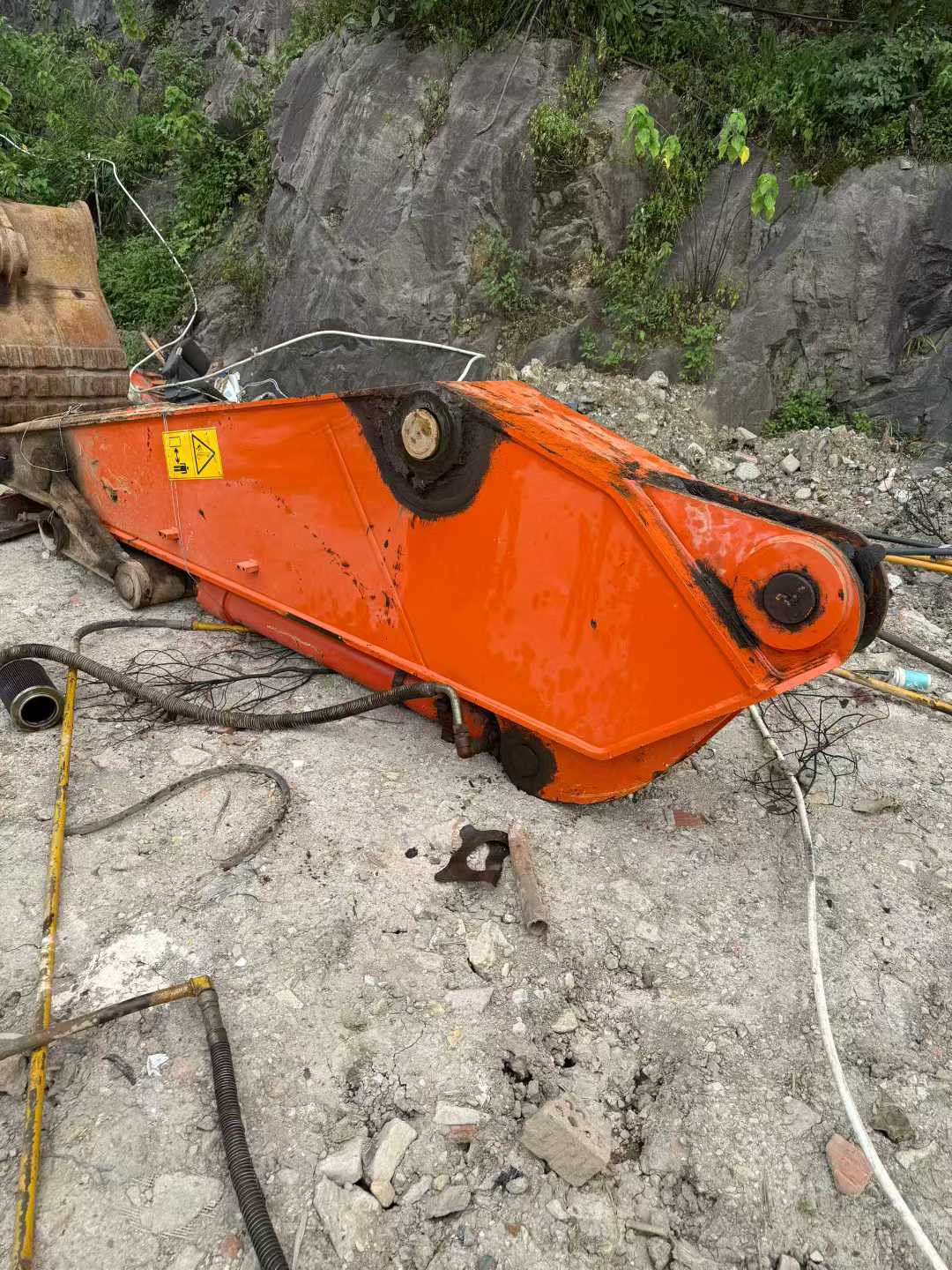 Used Hitachi ASTACONEO Excavator 2016 Model / 3