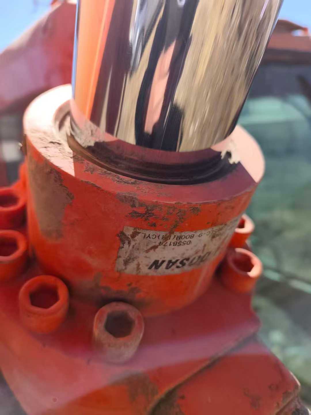 Used Doosan DX15 Excavator 2011 Model / 2