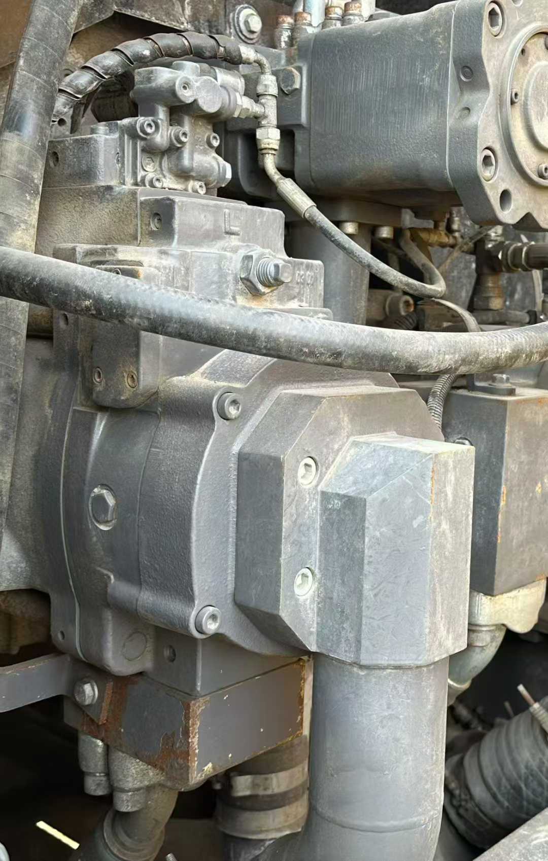 Used Volvo EW50 Excavator 2016 Model / 6