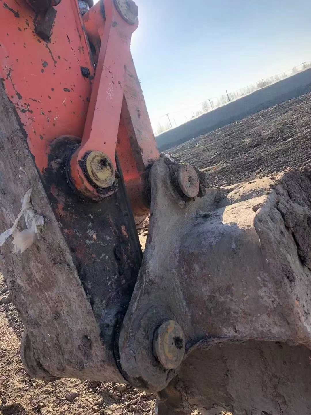 Used Hitachi ZAXIS200 Excavator 2006 Model / 6