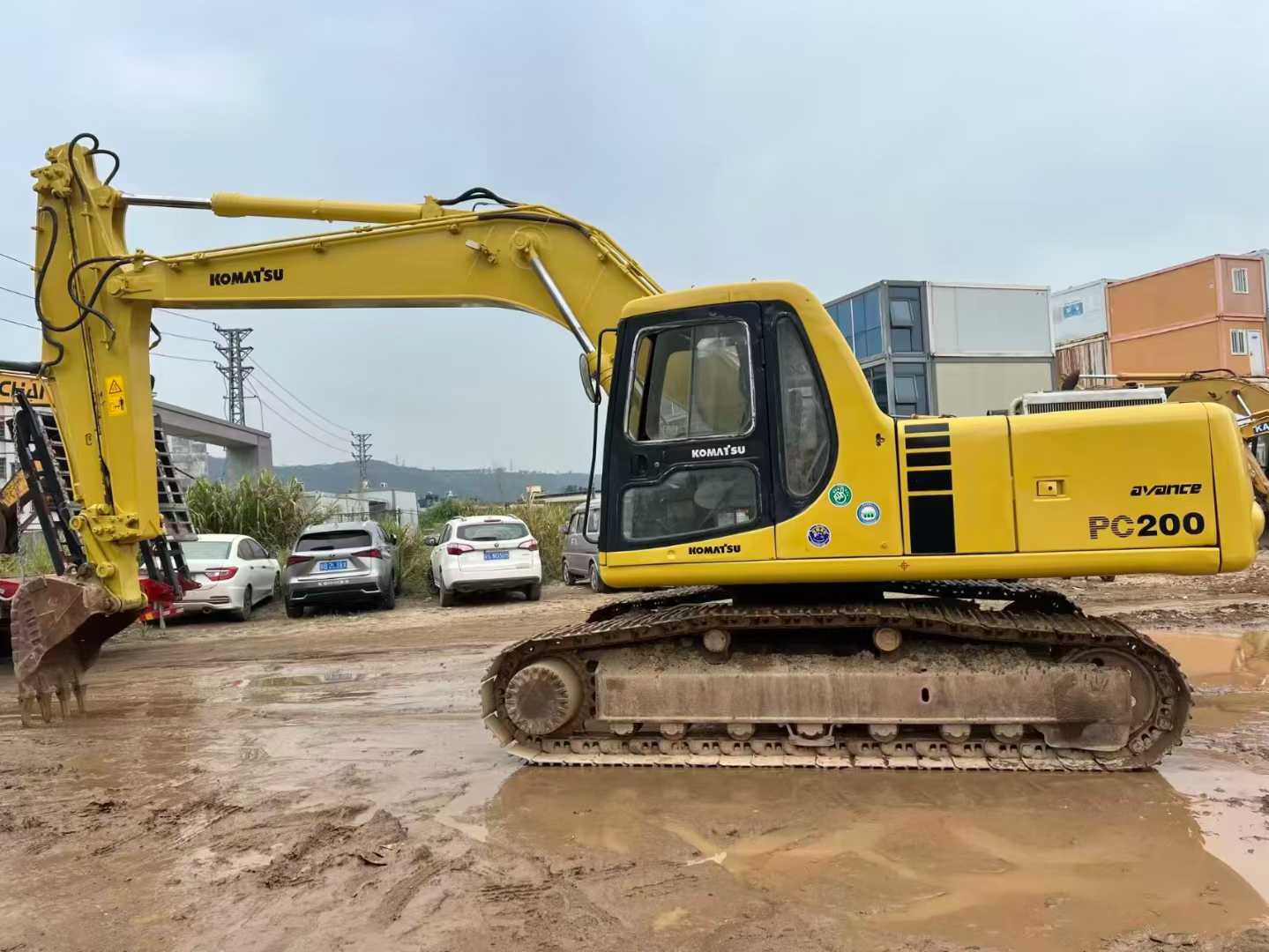 Used Komatsu PC200-6 Excavator 2016 Model / 3