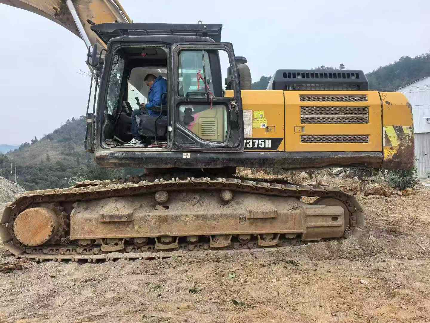 Used Sany SY75 Excavator 2020 Model / 3
