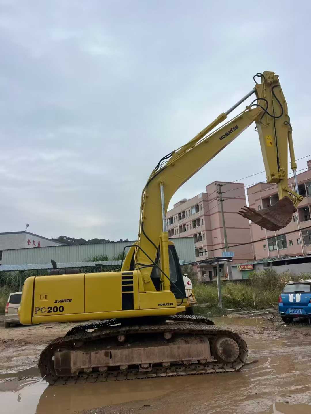 Used Komatsu PC200-6 Excavator 2016 Model / 2