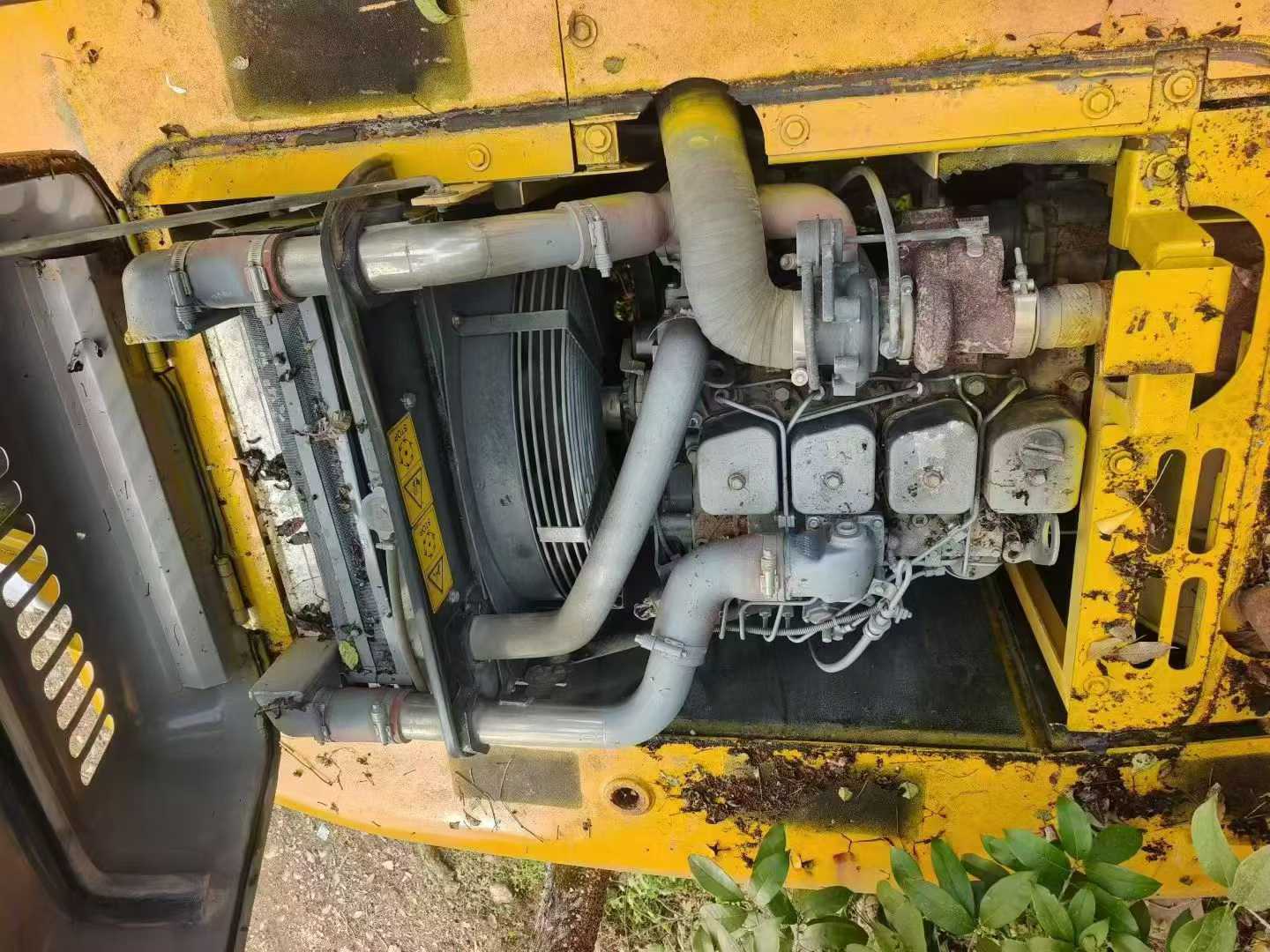 Used XCMG XE150 Excavator 2013 Model / 8