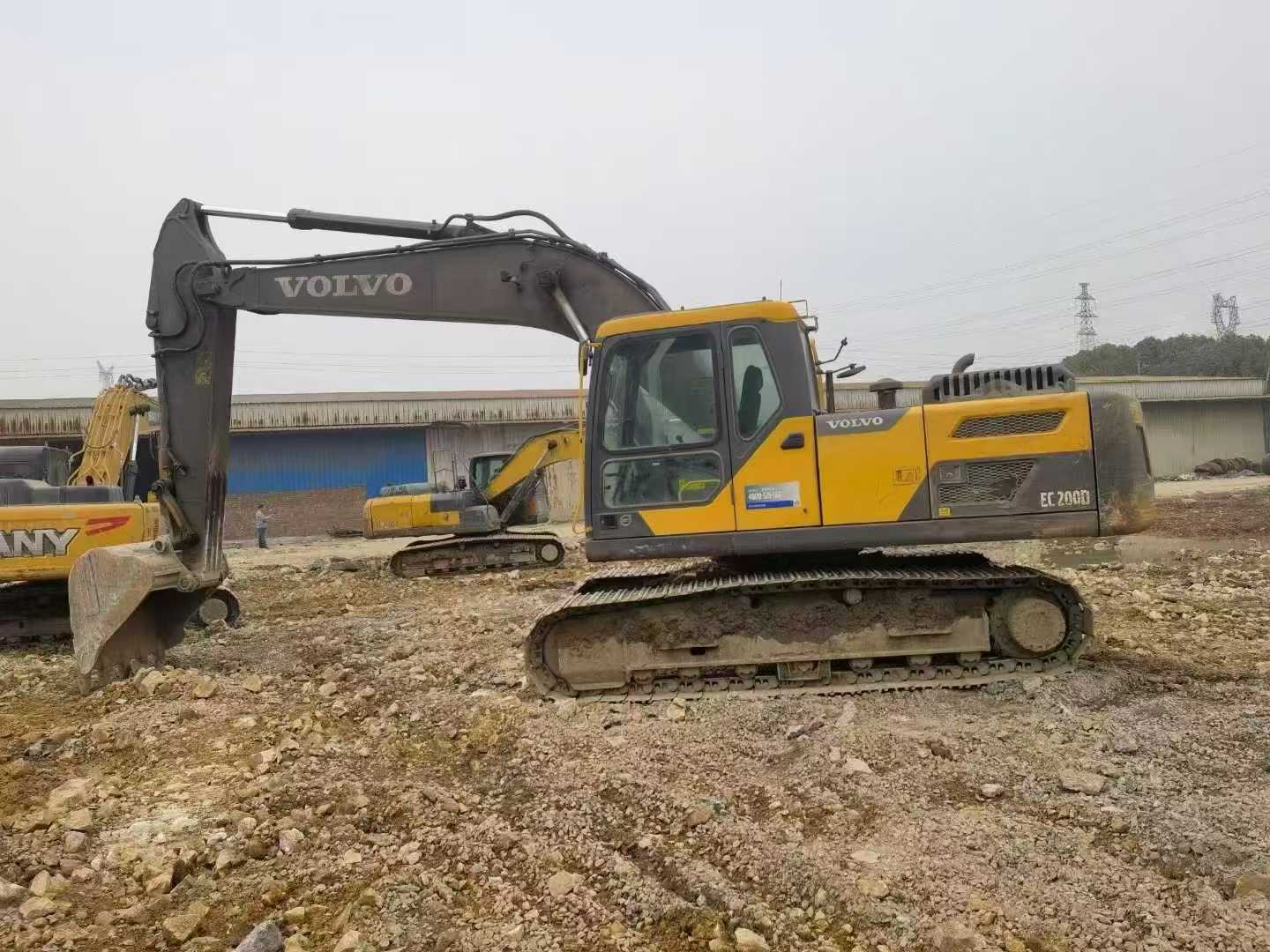 Used Volvo EC200 Excavator 2019 Model / 3