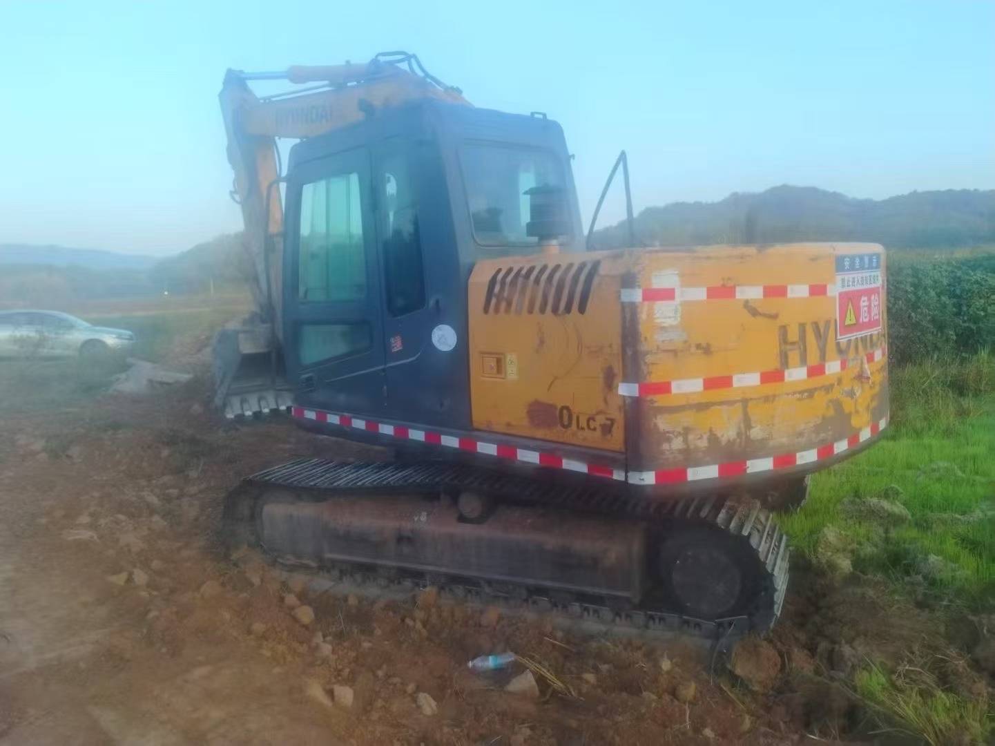 Used Hyundai R110-7 Excavator 2016 Model / 2