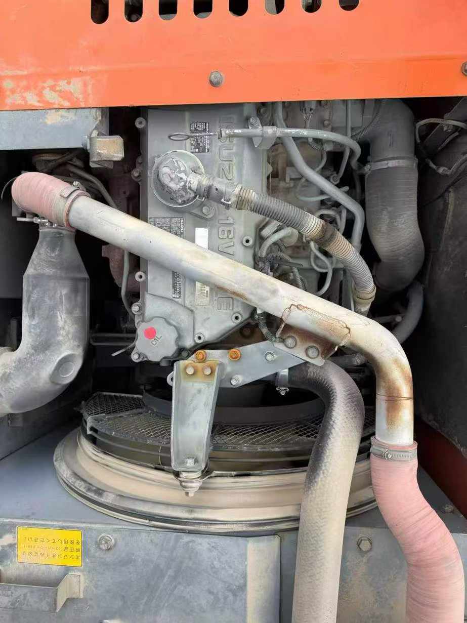 Used Hitachi ZAXIS200 Excavator 2017 Model / 3