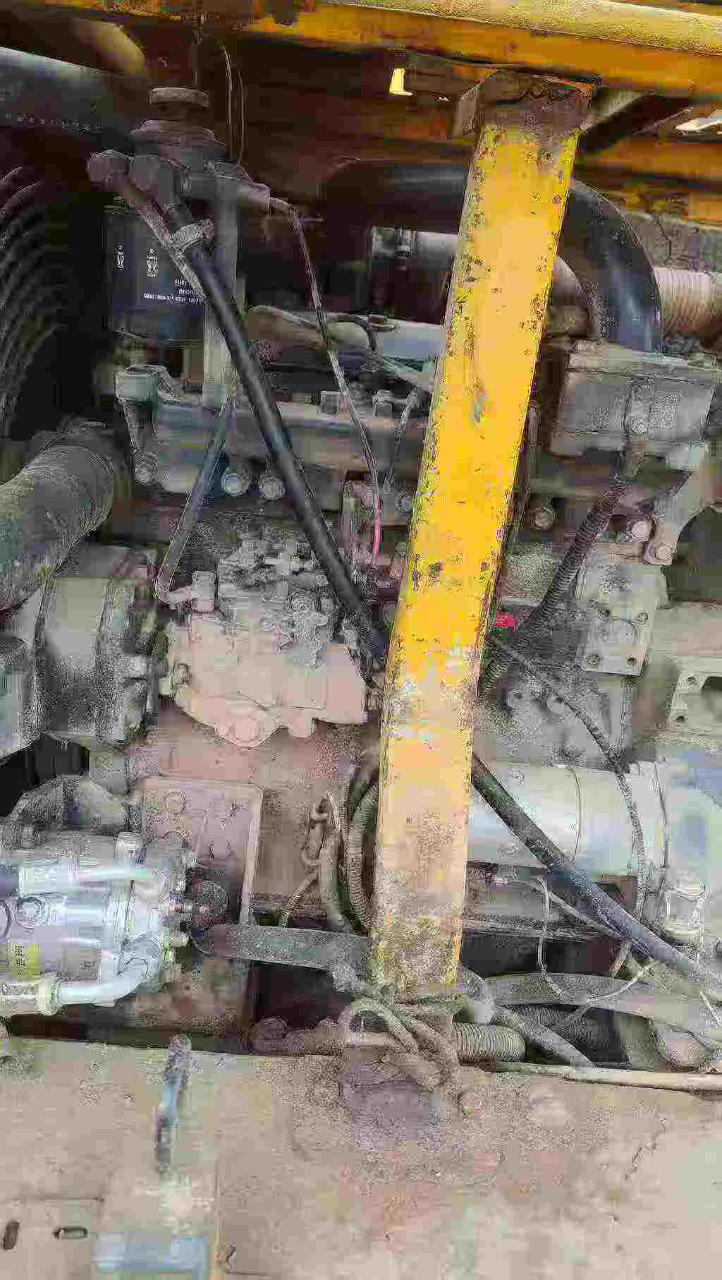 Used XCMG XE80 Excavator 2015 Model / 4