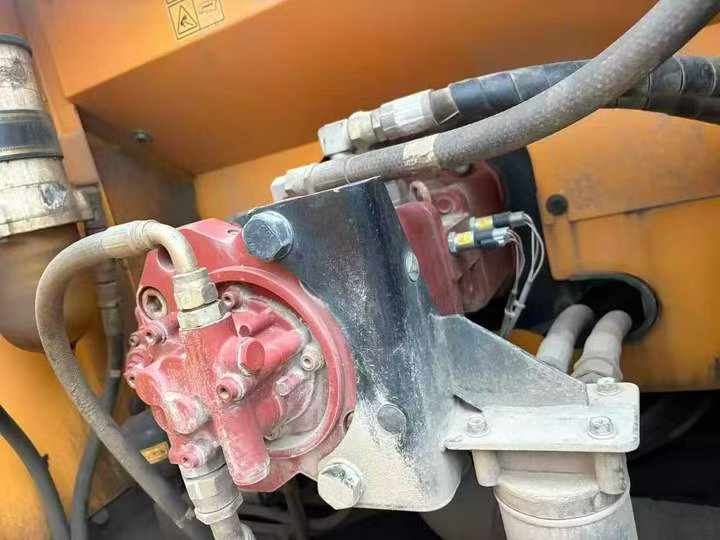 Used Hyundai R215VSN Excavator 2018 Model