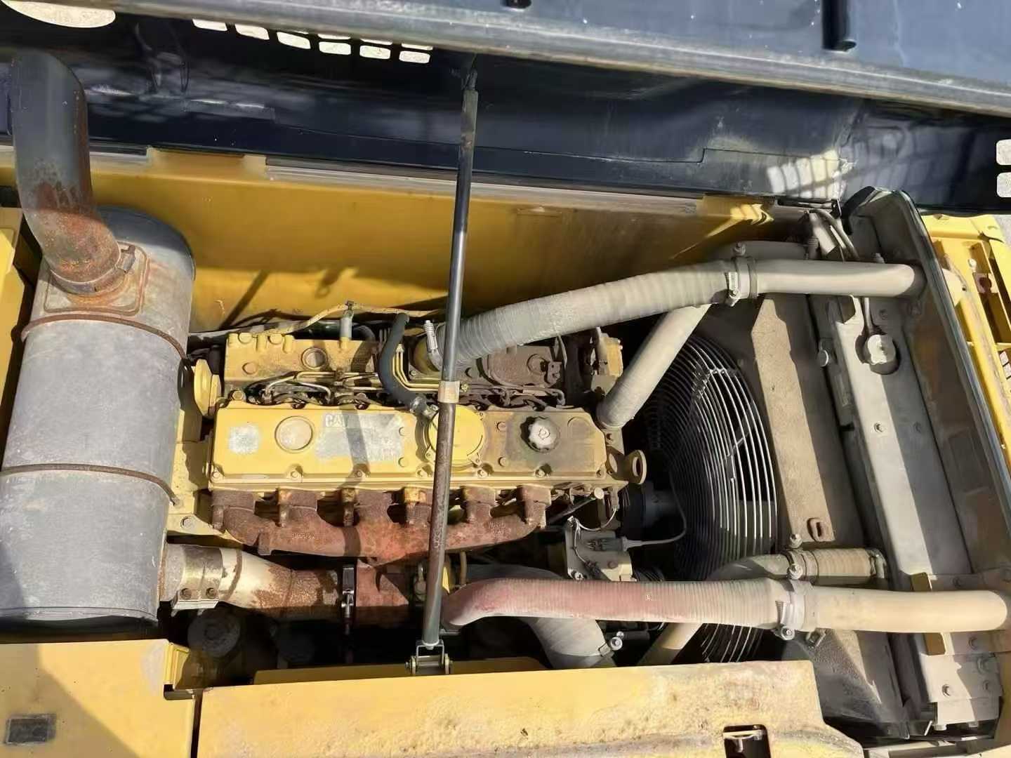 Used Caterpillar 320D Excavator 2016 Model / 4