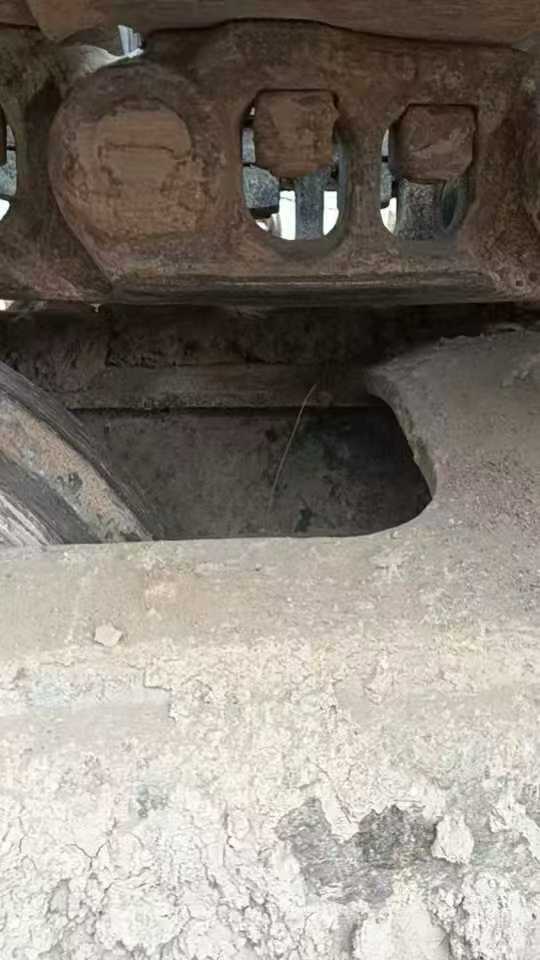 Used Volvo EC200 Excavator 2019 Model / 5