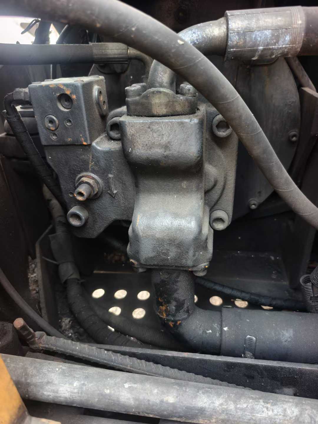 Used Sany SY75 Excavator 2012 Model / 8