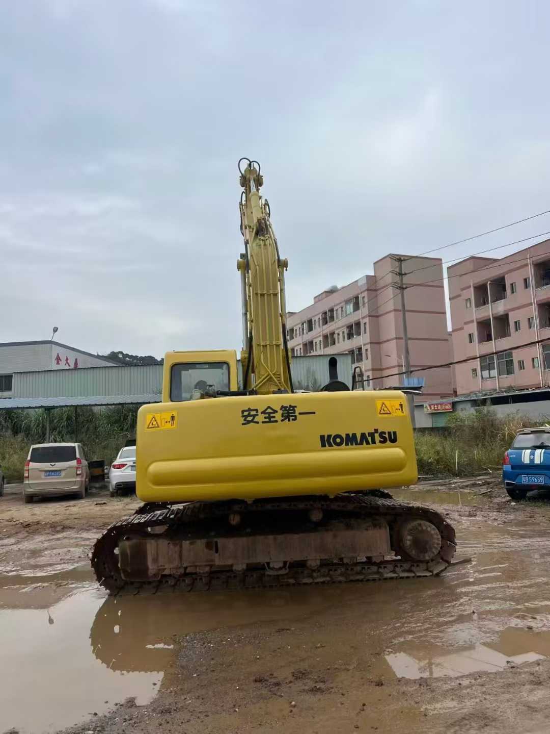 Used Komatsu PC200-6 Excavator 2016 Model / 9