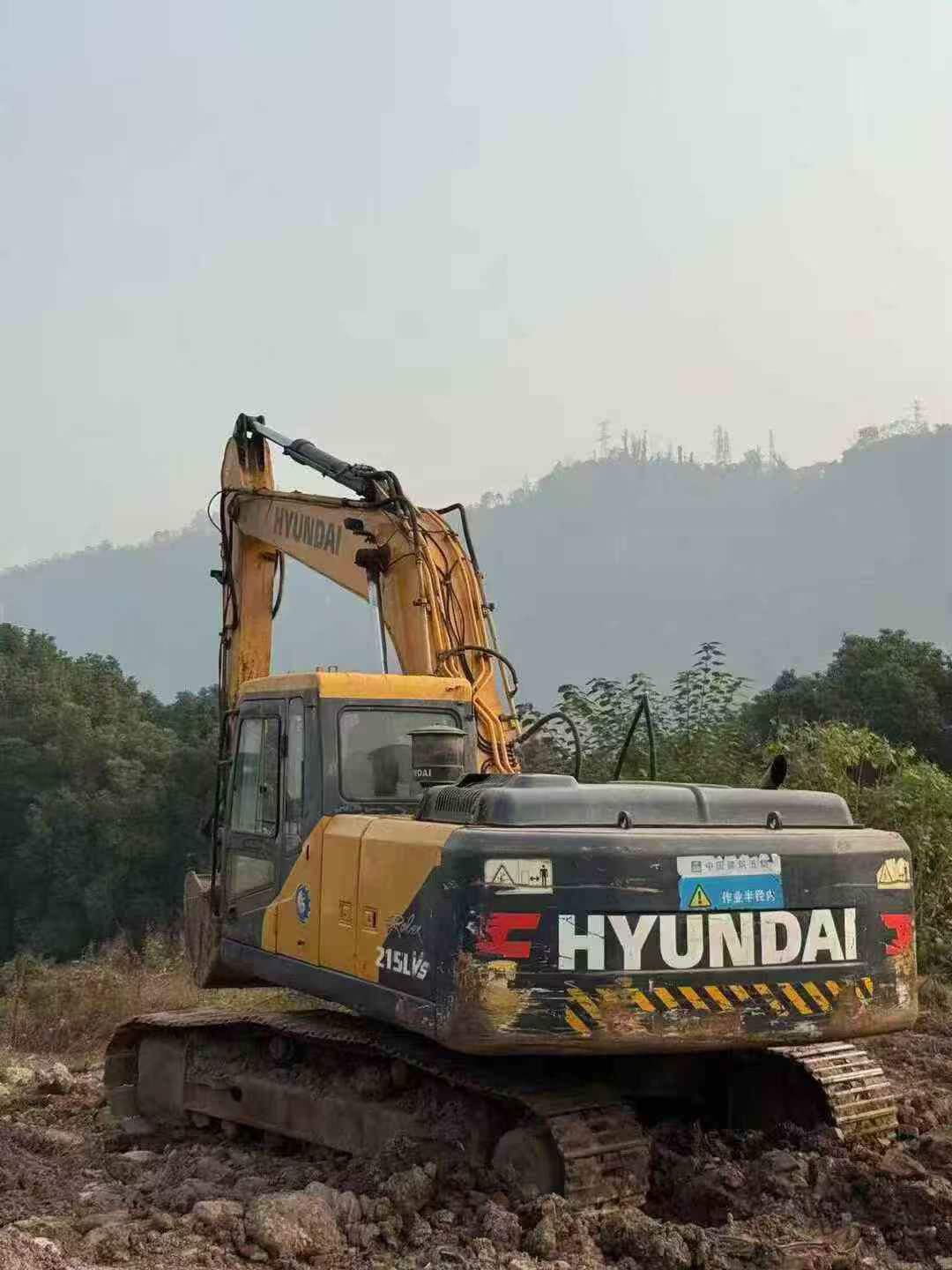 Used Hyundai R215VS Excavator 2019 Model / 5