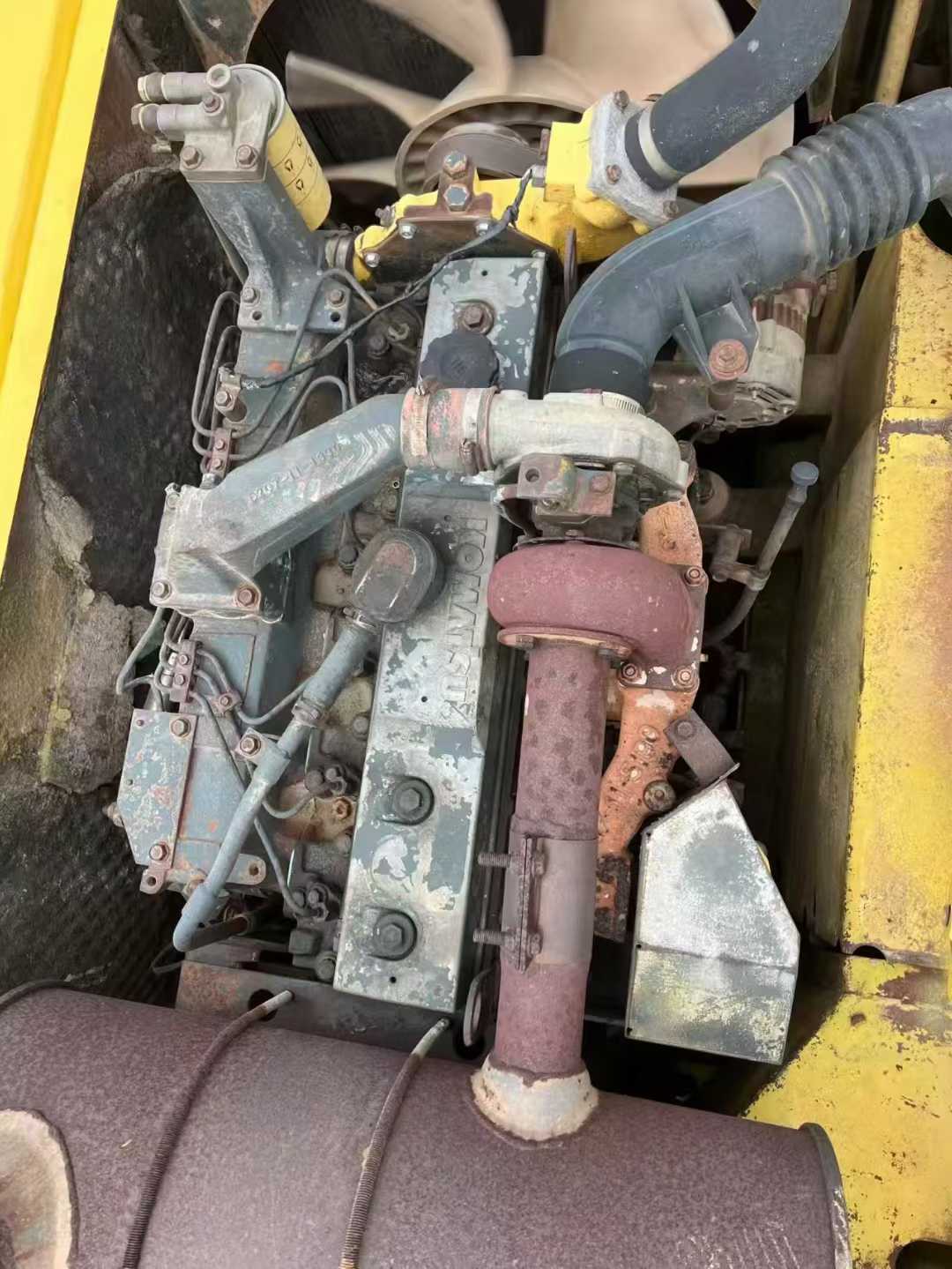 Used Komatsu PC200-6 Excavator 2016 Model / 8