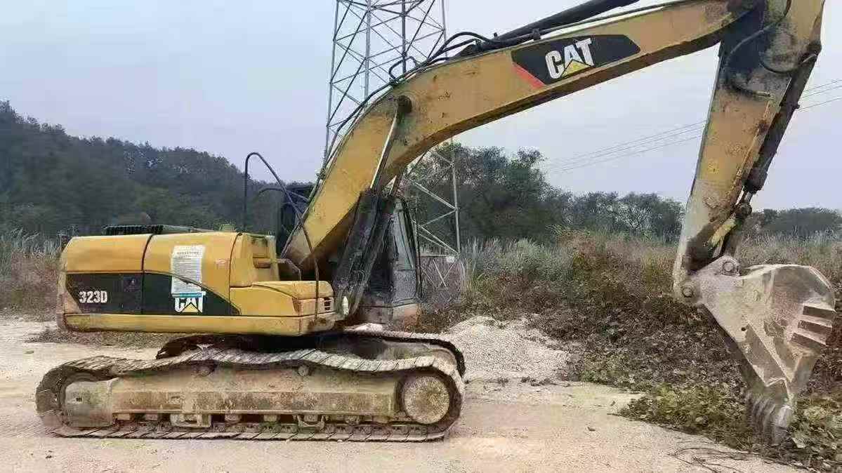 Used Caterpillar 323 Excavator 2016 Model