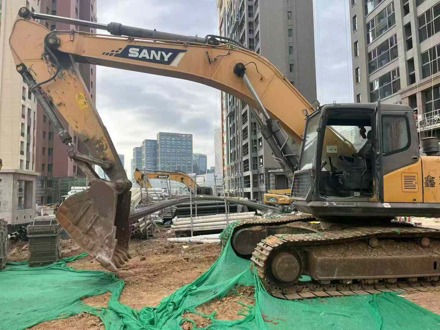 Used Sany SW305K Excavator 2014 Model