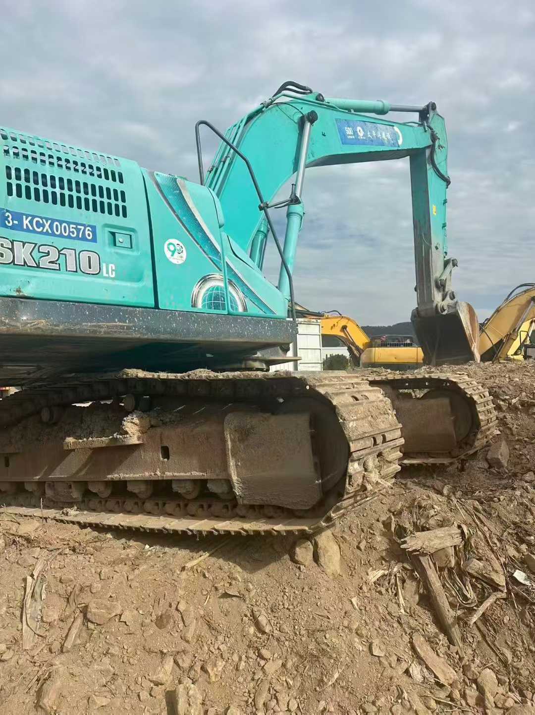 Used Kobelco SK210 Excavator 2016 Model / 3