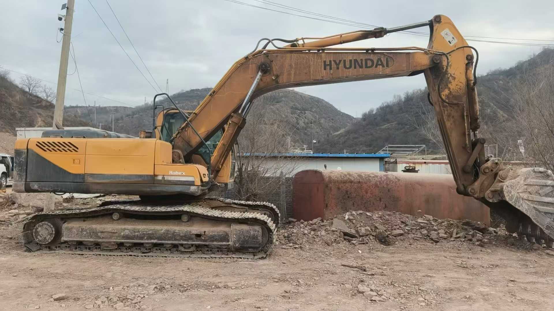 Used Hyundai HX75 Excavator 2016 Model / 2