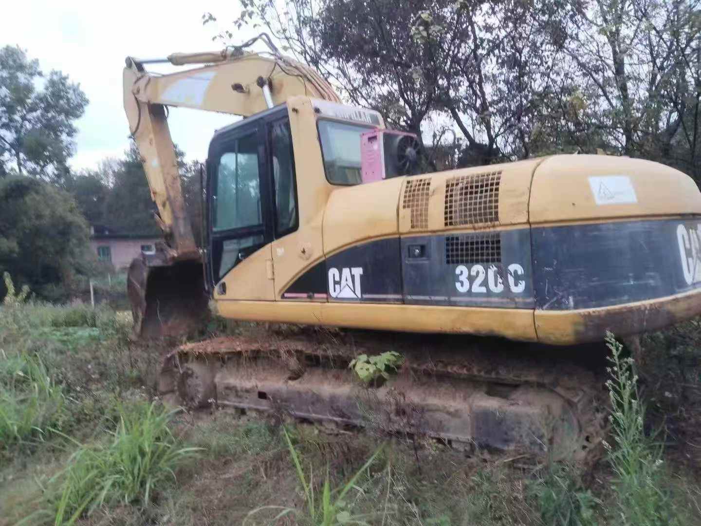 Used Caterpillar 320C Excavator 2016 Model / 3